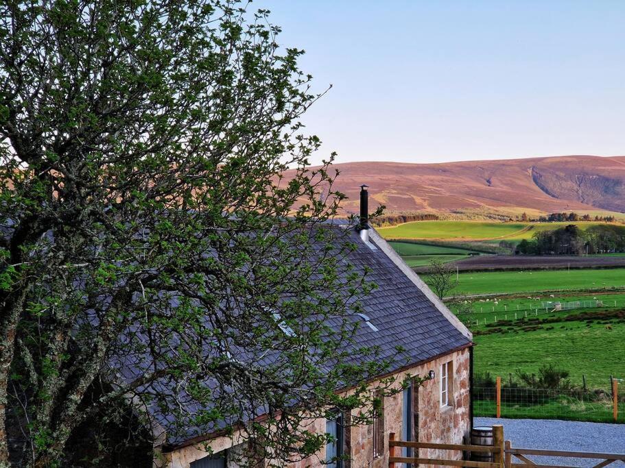 Beatshach Bothy - Speyside, Incredible Location! Apartment Dufftown Exterior foto